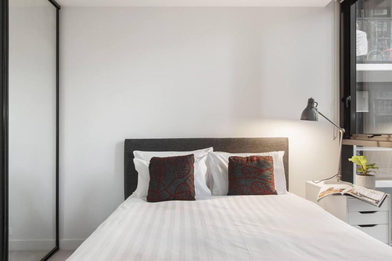 Central Sleek City Living Close To Everything Melbourne Exterior foto