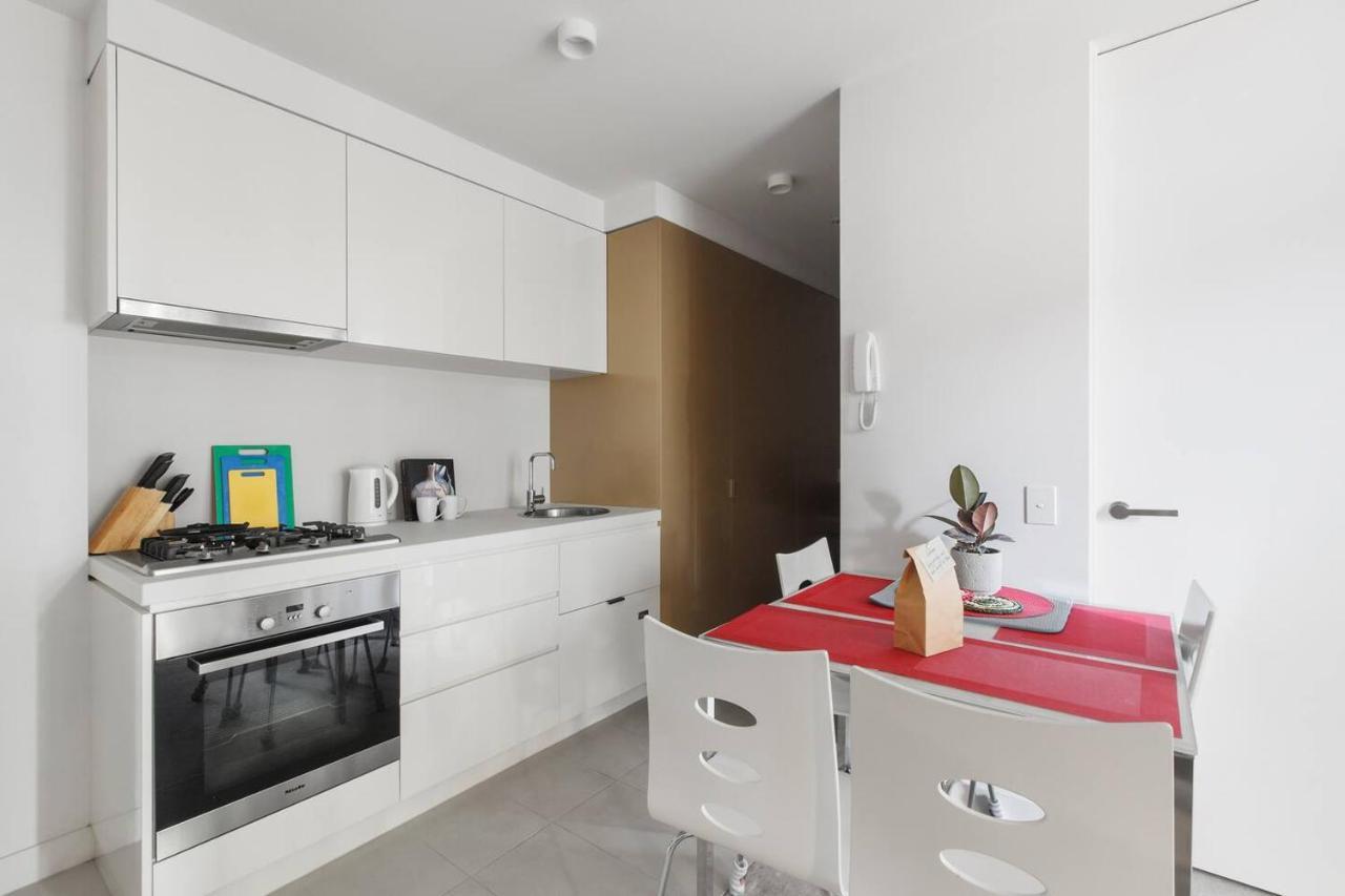 Central Sleek City Living Close To Everything Melbourne Exterior foto